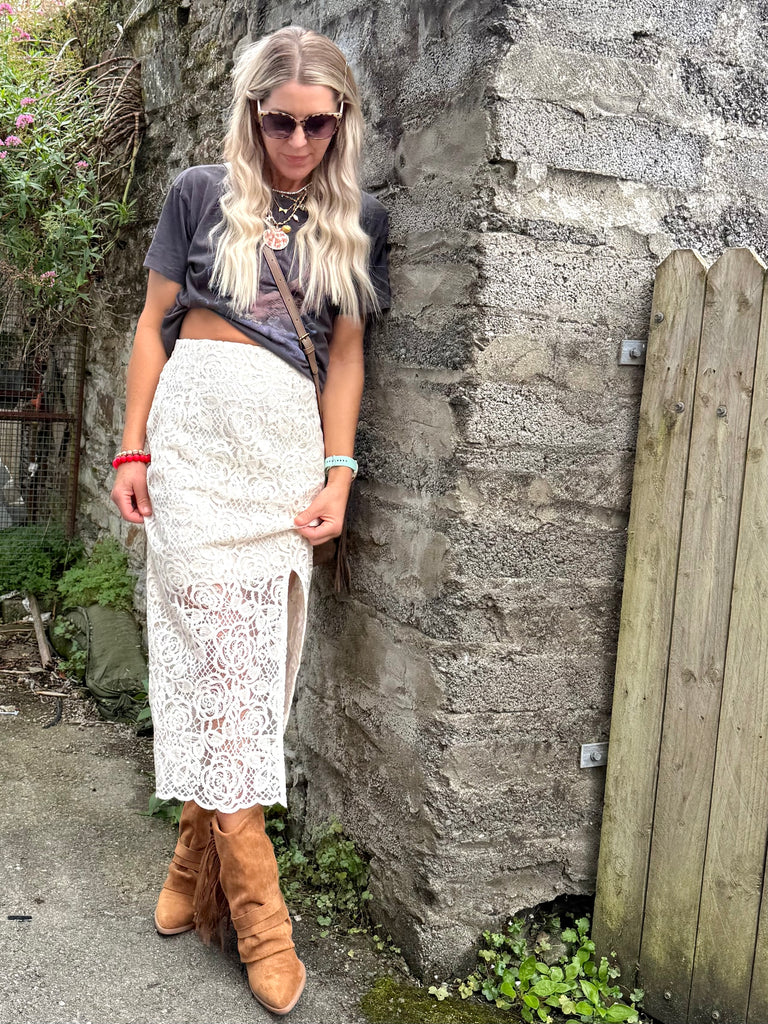 Floral lace skirt