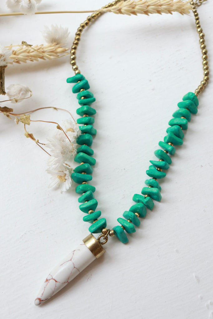 Turquoise stone and horn necklace