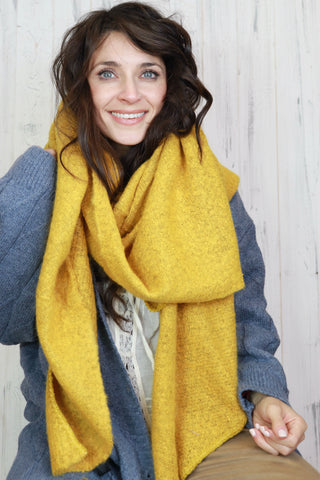 Soft knit scarf (Mustard)