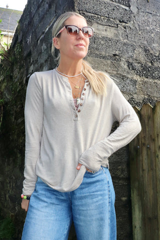 Button detail long sleeve tee (Beige)
