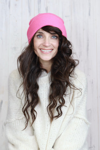 Knit beanie ( Bright pink)