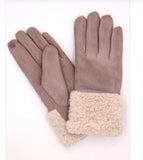 Fluffy trim gloves