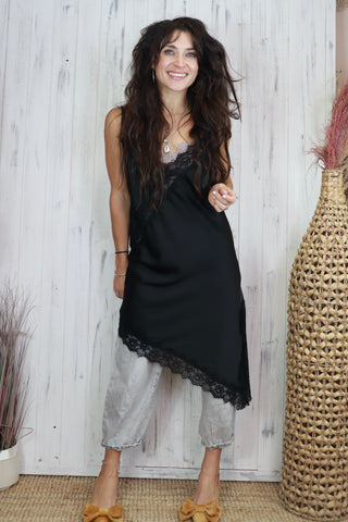Asymmetrical lace trim tunic (Black)