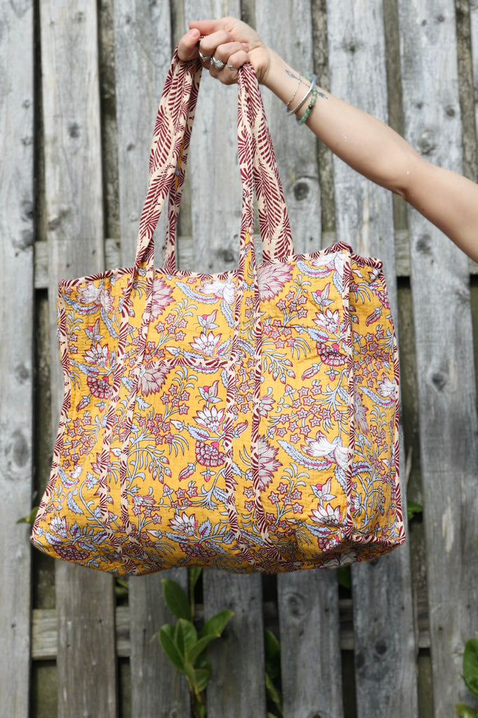 Floral cotton quilted bag (Mustard)