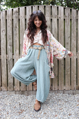 Linen balloon trousers (Sea foam green)