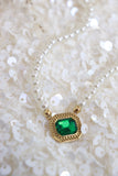 Green crystal and pearl necklace