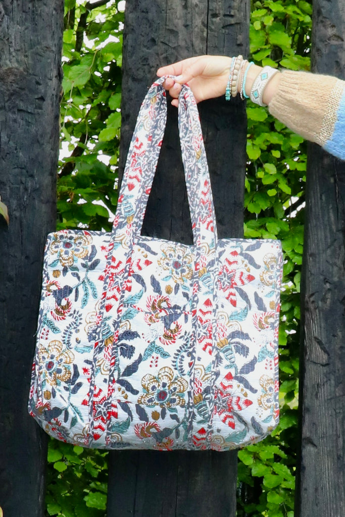 Floral cotton quilted bag