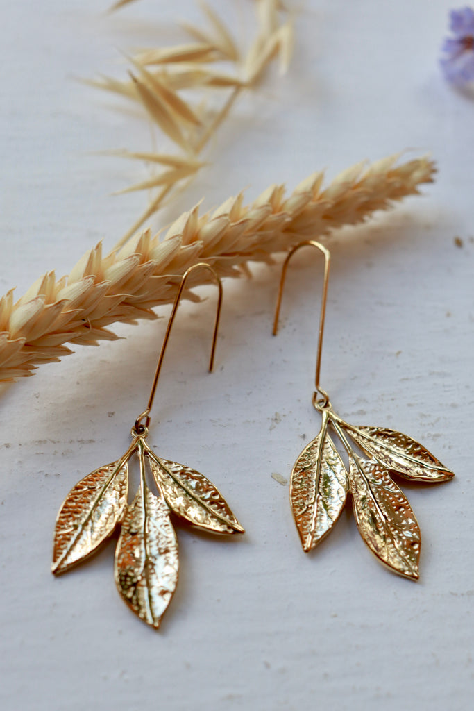 Etched drop leaf earrings