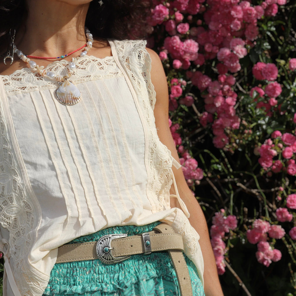 Leather belt with turquoise stone