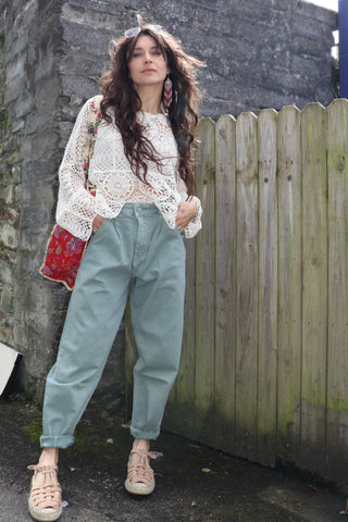 Balloon leg jeans (Khaki)