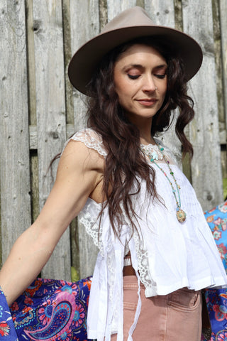 Lace trim side tie top (White)